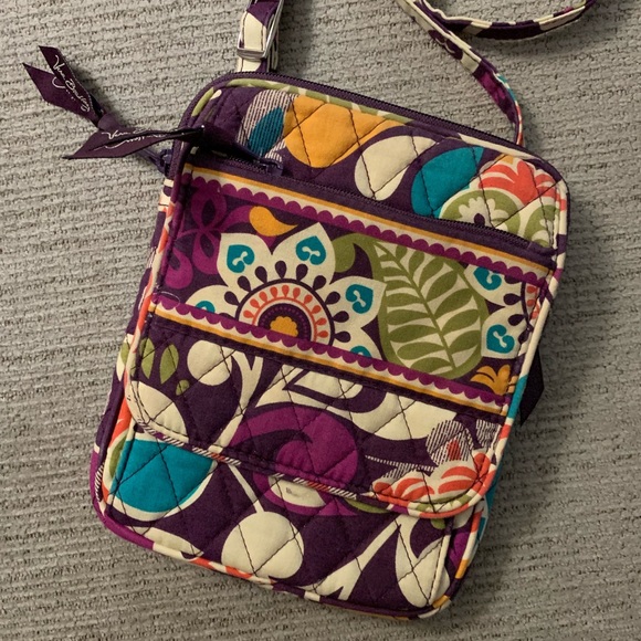 Vera Bradley crossbody - Picture 3 of 13